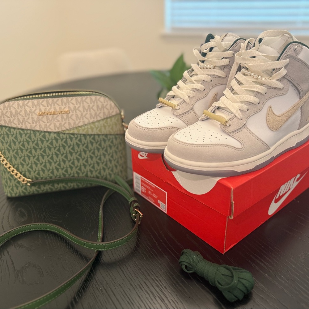 MK Jet Set Crossbody + Nike Dunk High San Francisco Bundle